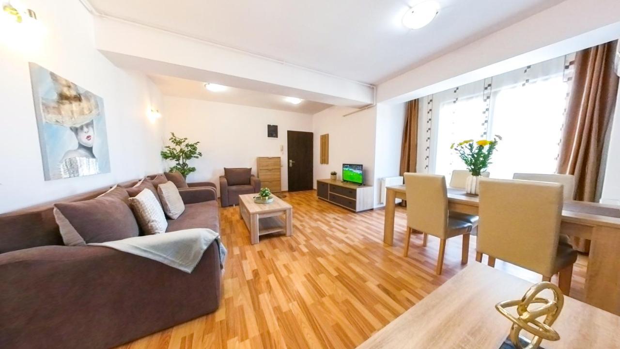 Old Town Flowery Apartment 부쿠레슈티 외부 사진